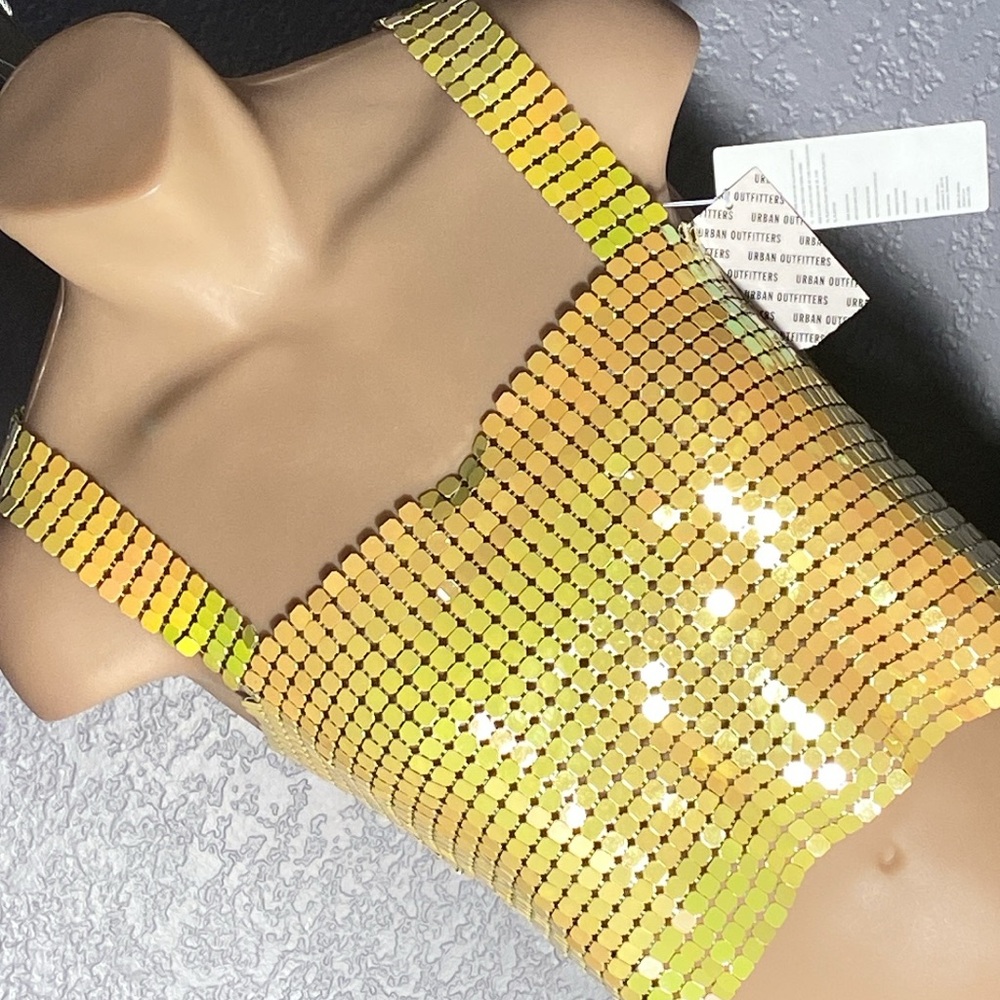URBAN OUTFITTERS - NWT - crop tank: gold metal chainmail, adj. clasp close - L